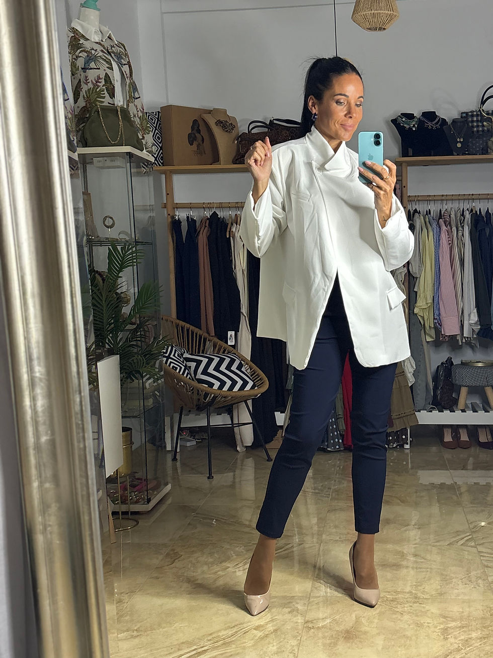 Miniatura: Blazer cruzada blanca 