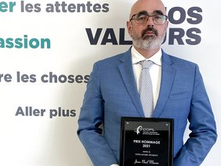 Jean-Noël Maran receives the 2021 COPL Tribute Award for his outstanding contribution to the field of photonic optics