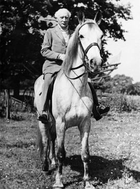F. M. Alexander no cavalo