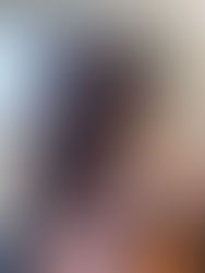 チェリーレッド