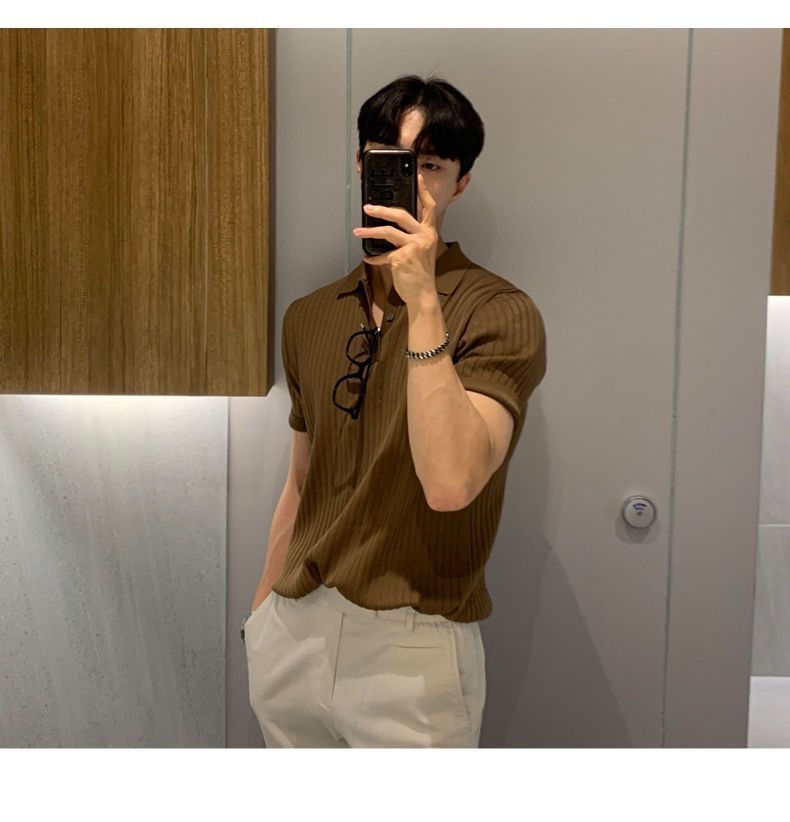 Miniatura: Polo Masculina em Algodão Canelado com Gola V - Estilo Sofisticado e Caimento Pe