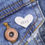 Miniature : Pin's Métal en Forme de Coeur - Sexy