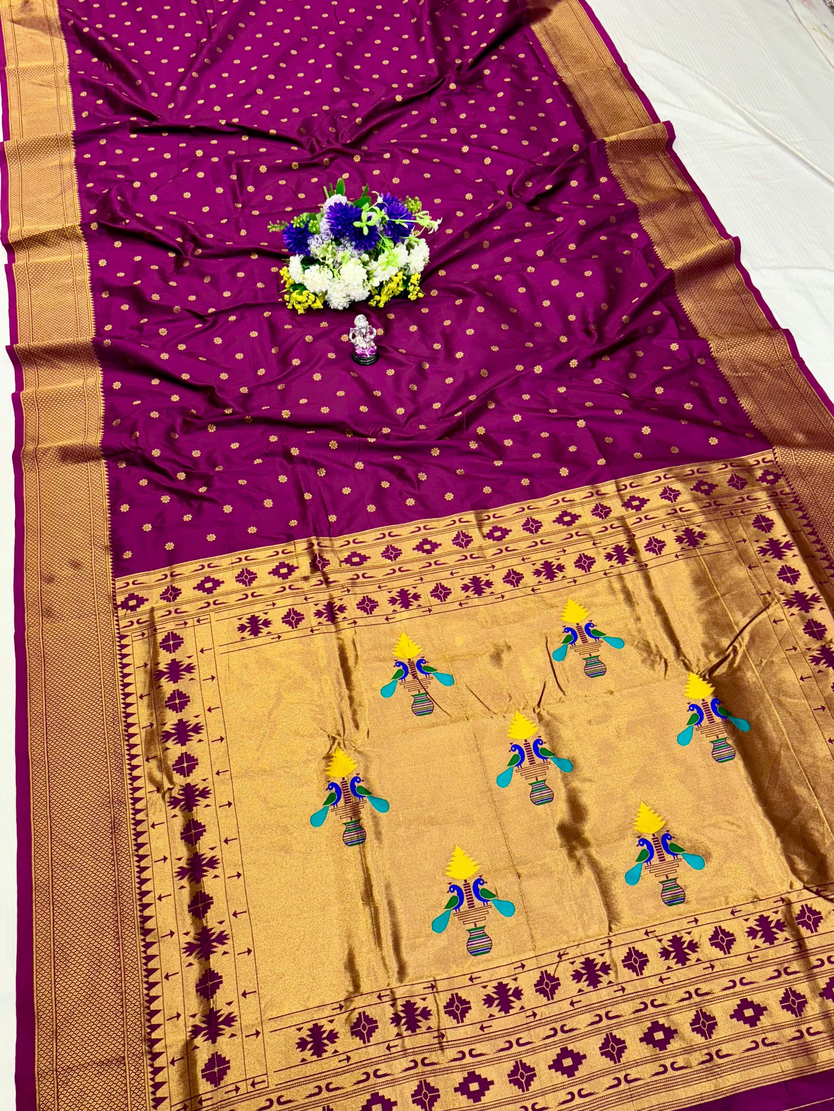 Yeola Kalanjali Double Pallu Paithani Saree