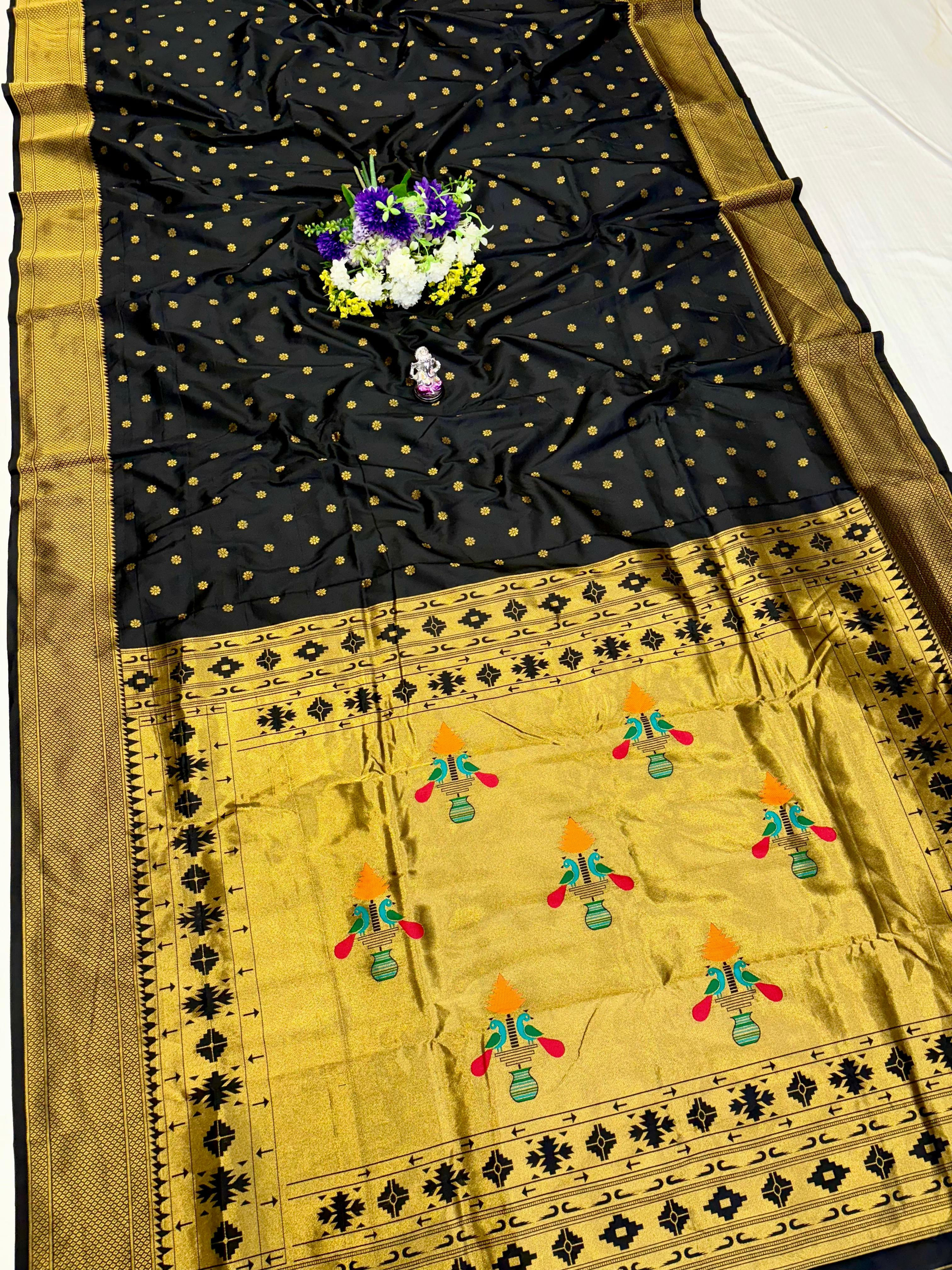 Yeola Kalanjali Double Pallu Paithani Saree