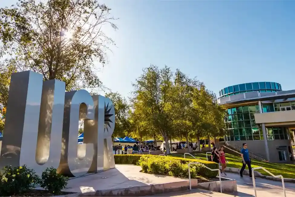 UCR.webp