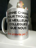 un mug en céramique personnalisé  et imprimé par l'atelier de personnalisation ATELIER SKYL. Personnaliser, graver imprimer, sérigraphier, customiser, sublimer. Cadeaux de Noël