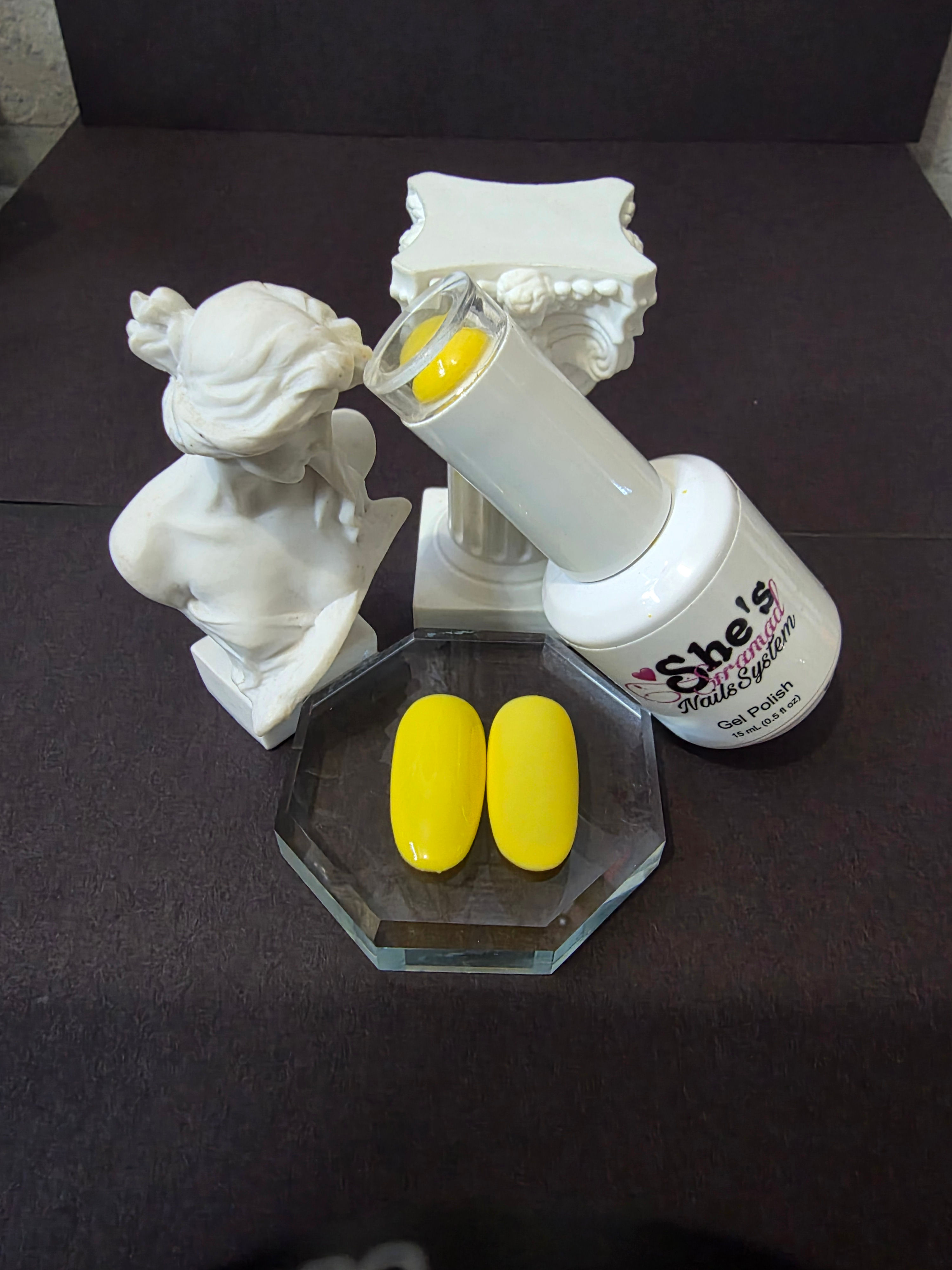 MILKY YELLOW