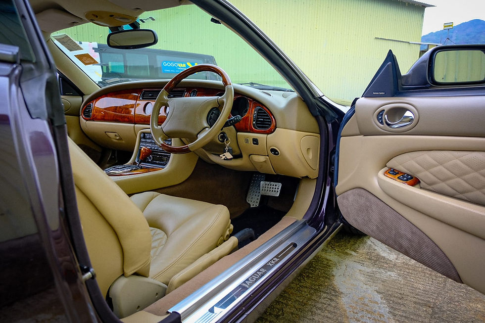 Thumbnail: 1998 Jaguar XKR