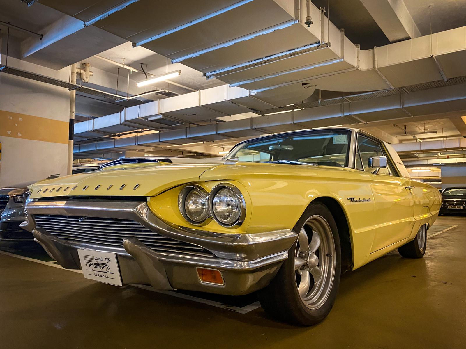 1964 Ford Thunderbird