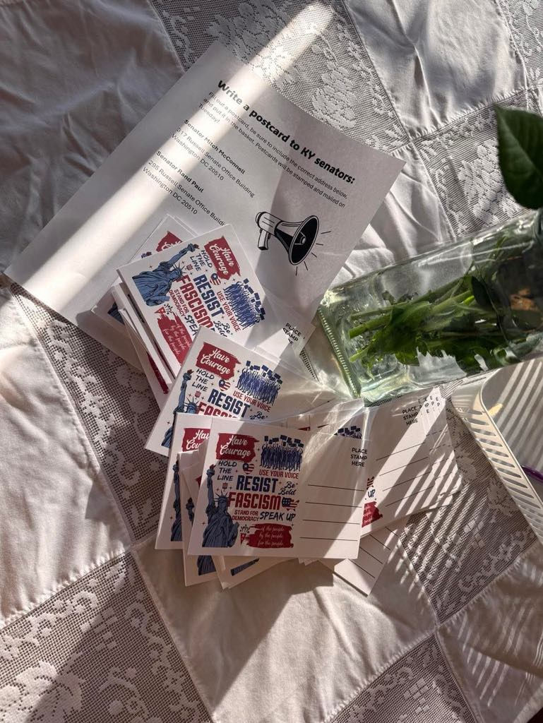 5c16c256-bba8-4a20-b389-9f8b5de6c825