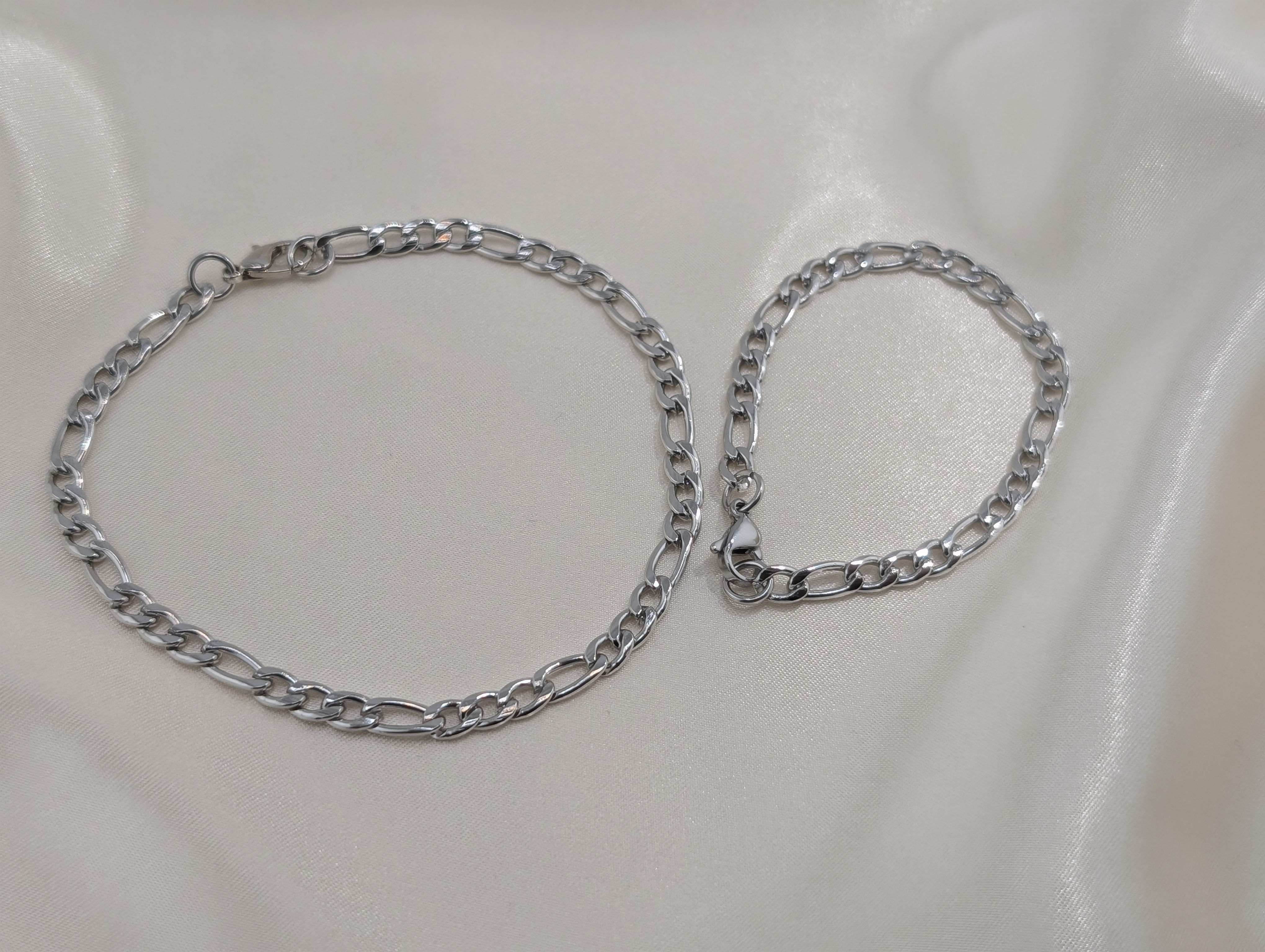 Stainless Steel Fargo Bracelet for Mother & Daughter – Minimal Jewelry