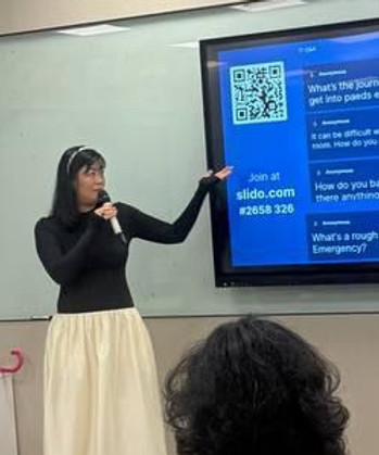 Dr Jade Kua in a Coaching Session