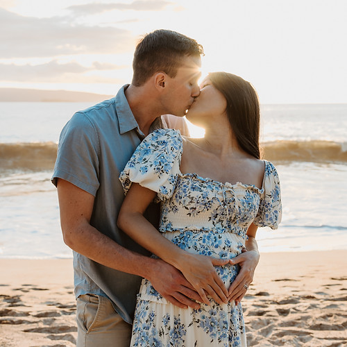 12-1-24 - Joanna Hui Maternity -EmRossPhoto-151.jpg