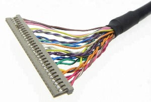 LVDS cabling for a monitor connection