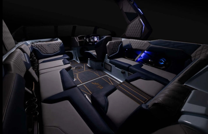 Tigé 24RZX Upholstery