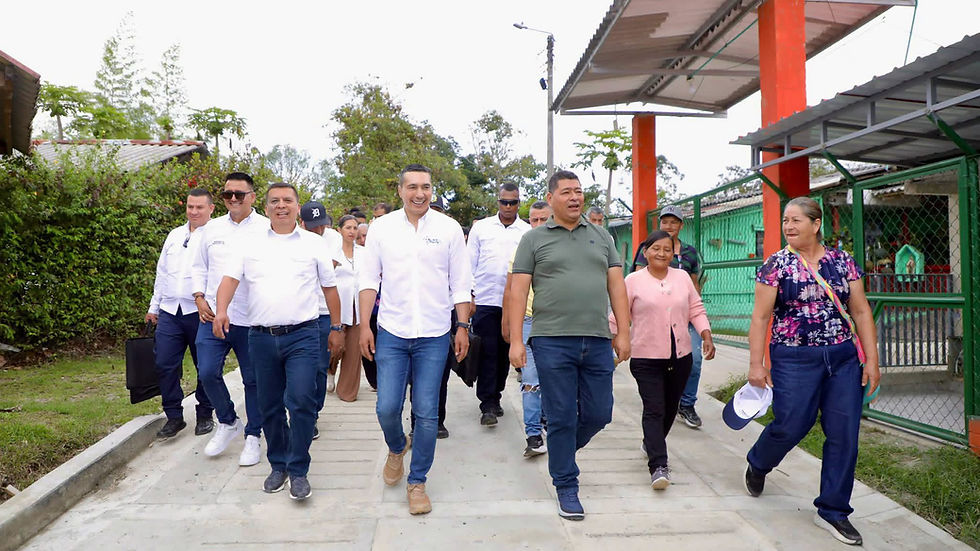 ¡Piendamó - Tunía, tierra del café y las flores, se transforma con #VíasParaLaVida! 🛣️🌸