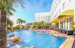 Swimming pool 1.jpg