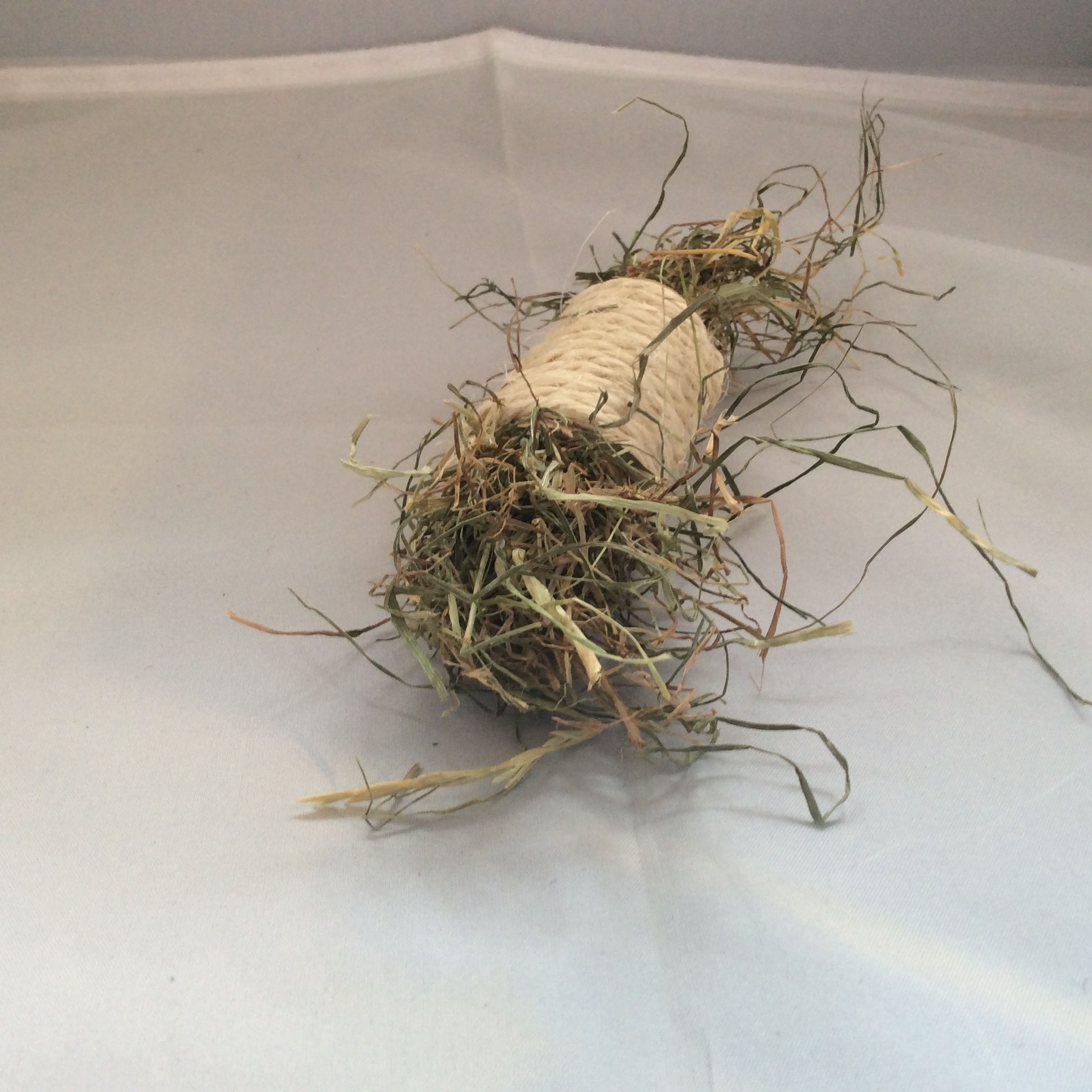 Sissal tube with Hay