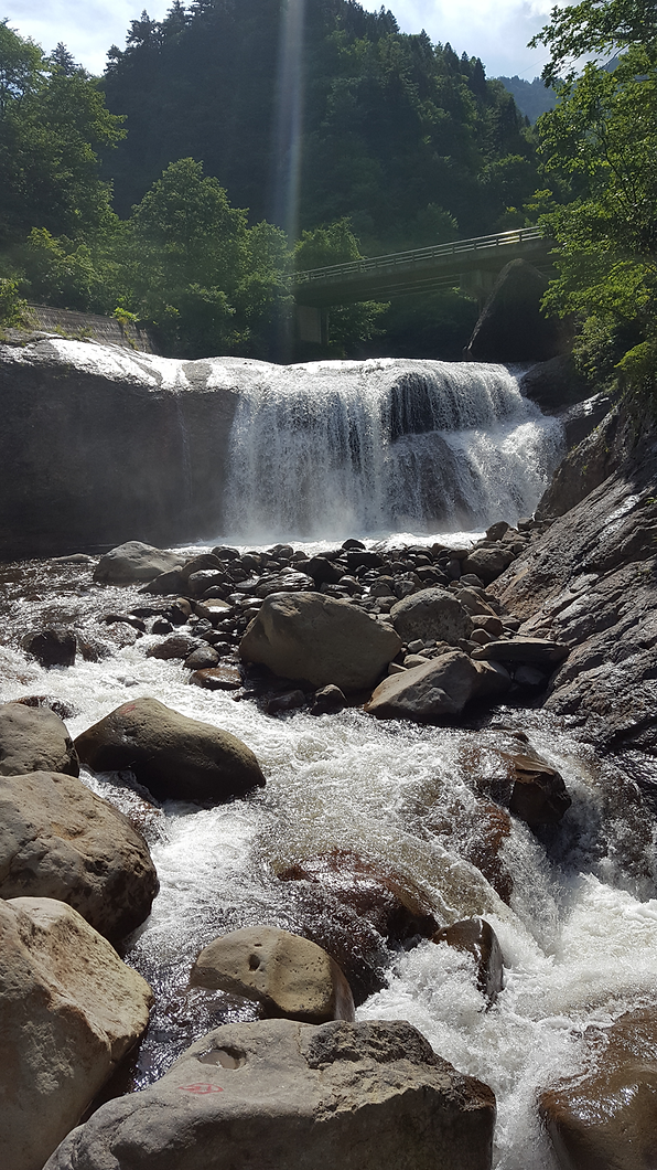 川(滝)画像②-(1)