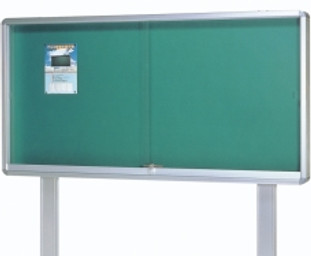 屋外掲示板.jpg