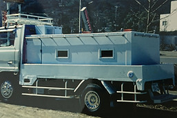 活魚タンク車