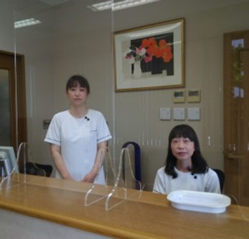 かえで医院 受付