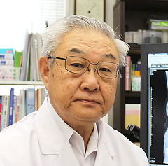 院長 佐藤 巌