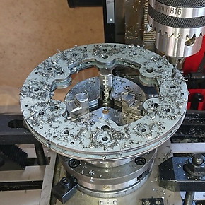 機械加工によるカスタマイズ