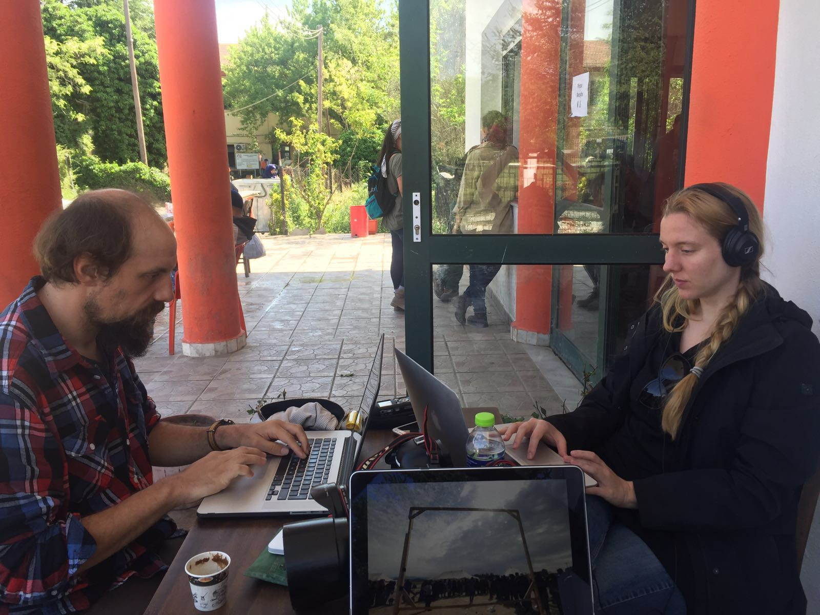 Working in Idomeni camp sending news