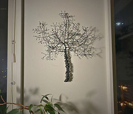 Häng upp ditt träd på väggen!