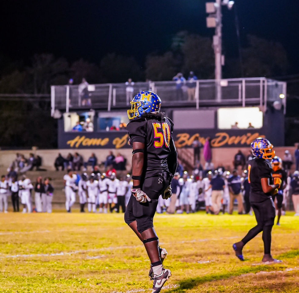 Maryland football enters crowded field for two-way Virginia lineman