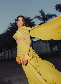 Oviya