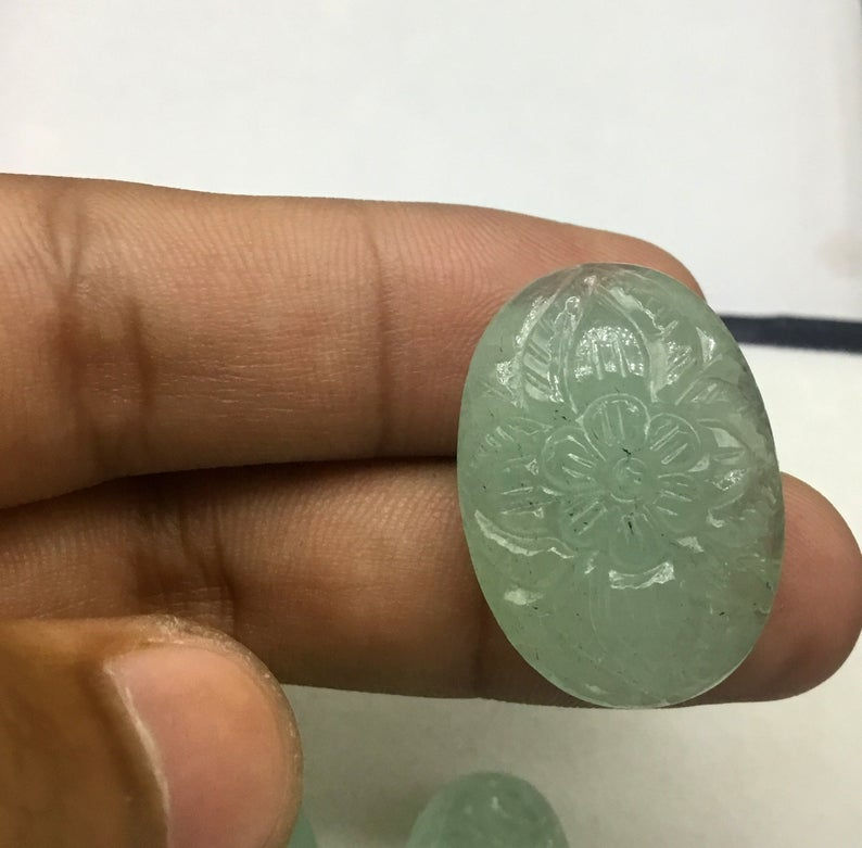 Miniatura: Aquamarine Carving Top Quality Carving Shape Natural Gemstone Jewellery Making