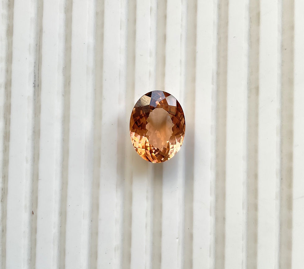 섬네일: 8.24 Carats Peach Tourmaline Oval Faceted Cut stone For Jewelry Natural Gemstone