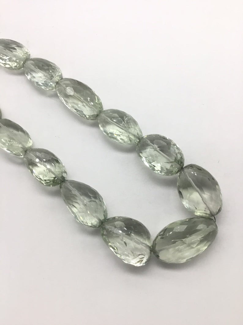 Миниатюра: Green Amethyst Faceted Ovals 1strand 513carats size-10x16 to 17x28MM