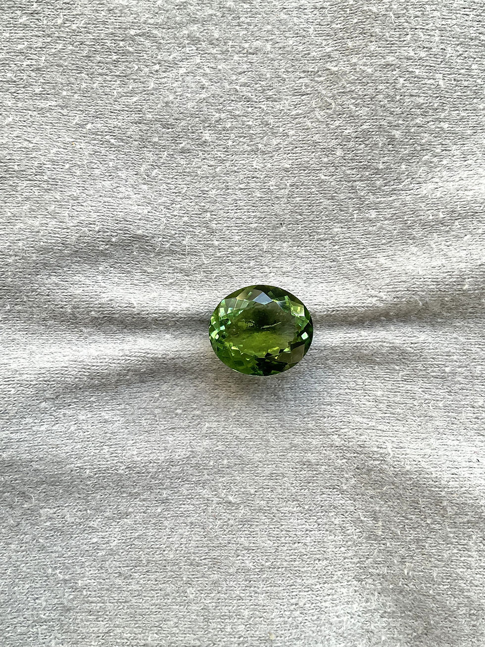 サムネイル： 6.84 Carats Green Tourmaline Oval Faceted Cut stone For Jewelry Natural Gemstone