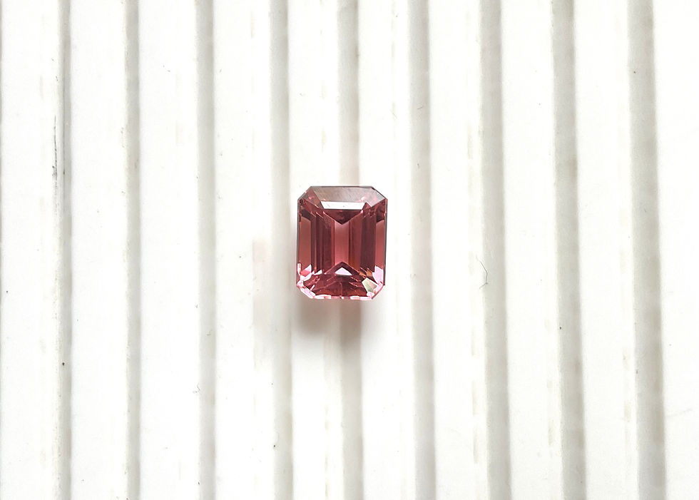 サムネイル： 4.88 Carats Peach Pink Tourmaline octagon Faceted cut stone Top Quality Natural