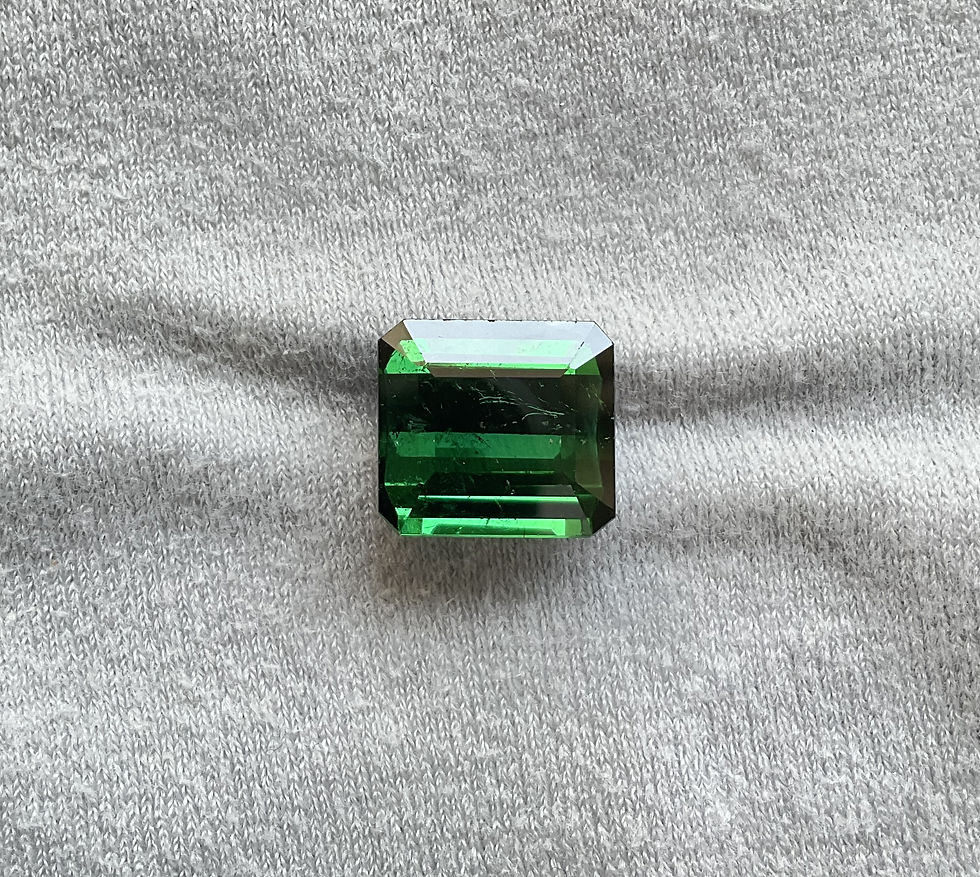 Miniatura: 11.86 carats Nigeria green tourmaline Top Quality Octagon Cut stone natural Gem