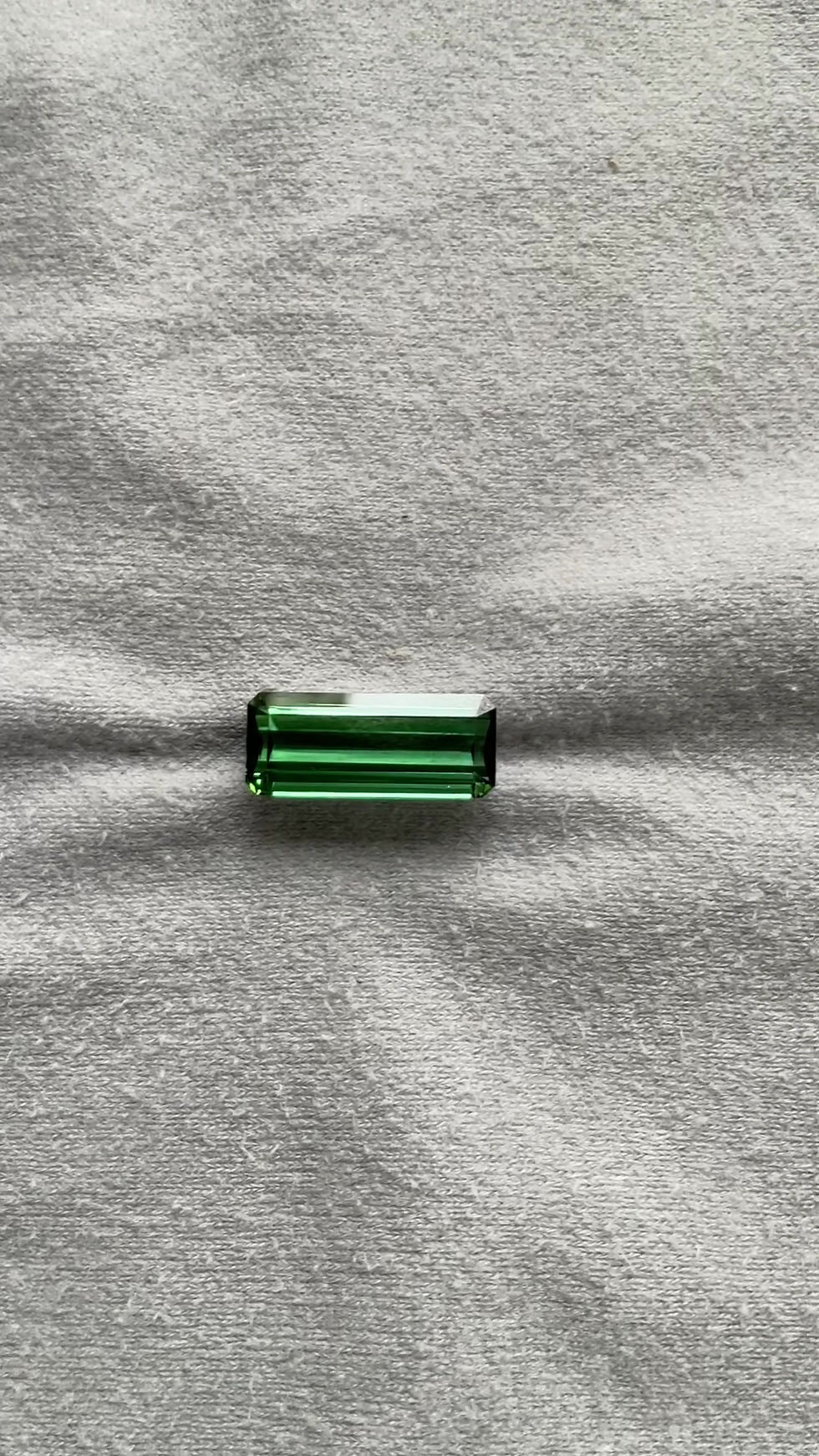섬네일: 8.27 carats green Tourmaline octagon Faceted cut stone Top Quality Natural gem