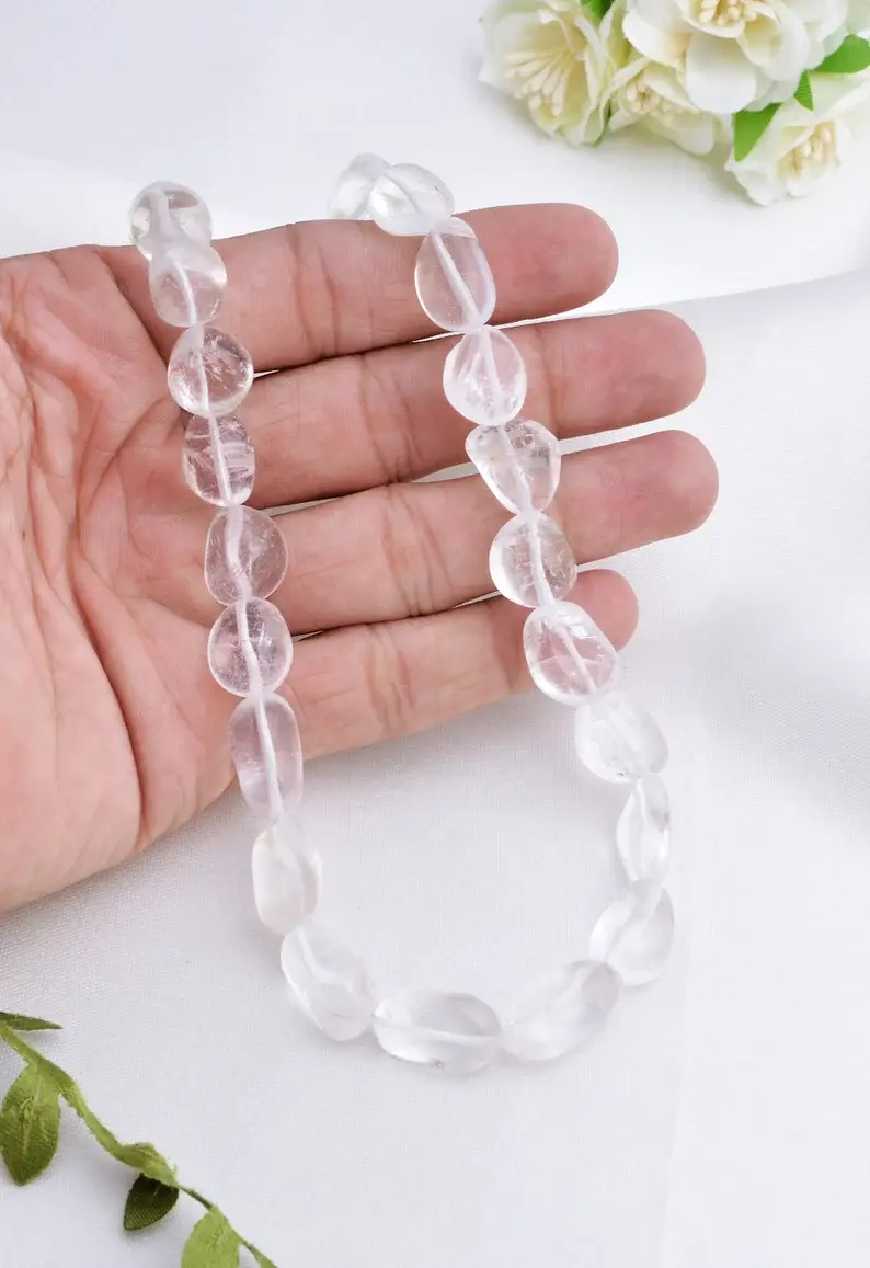 Miniaturbild: White Crystal Plain Tumbles Necklace l 16 Inches Natural White Crystal Tumbles