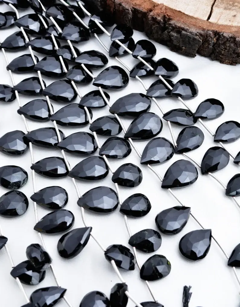 Miniatura: Clearance Deal Black Spinel Faceted Almond 7 strands Gemstone