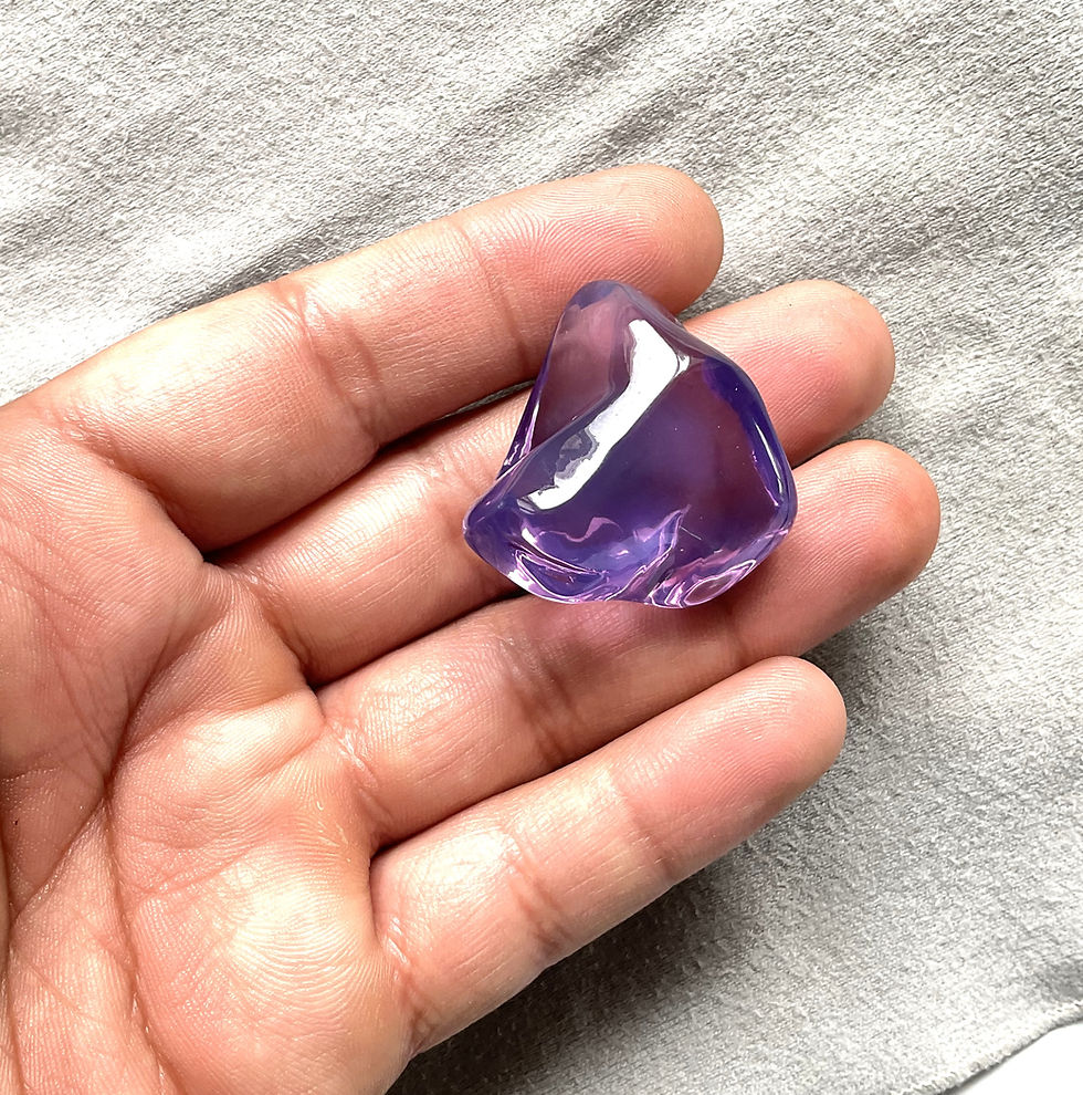 섬네일: 101.40 Carats Big Size Lavender Quartz Plain Tumbled Top Quality Natural Gems