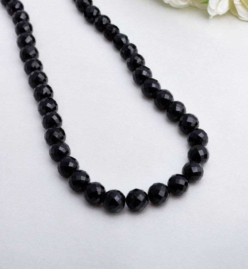 الصورة المصغرة: Black Spinel Faceted Balls Beads 8mm to 9mm Natural Gemstone Beads