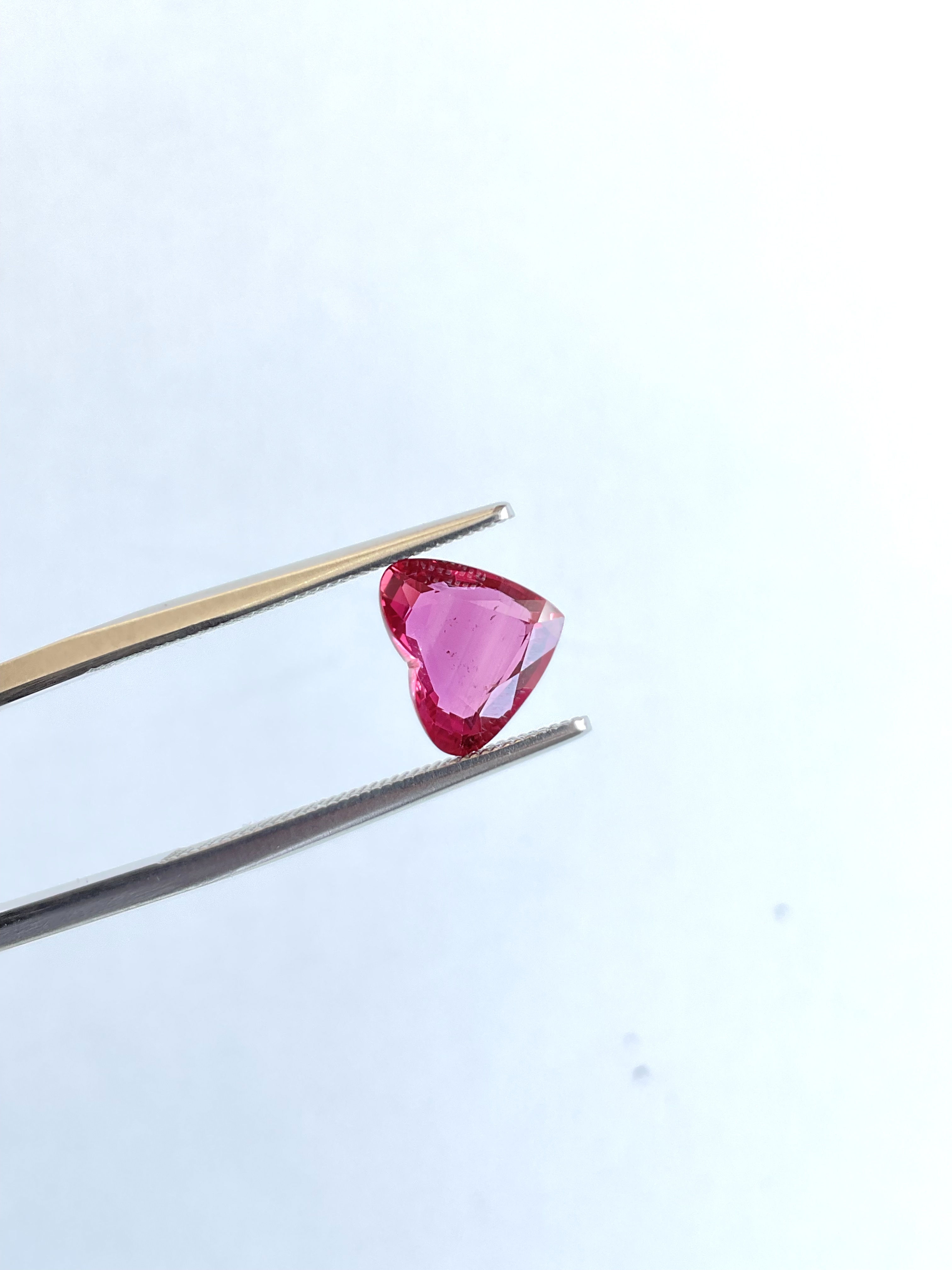 2.03 carats Orangish Red ruby Mozambique No-heat Heart Cut Stone Natural Gem