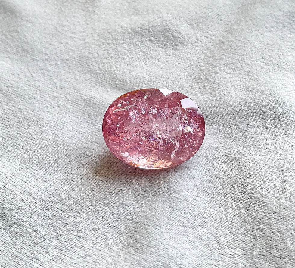 섬네일: 69.74 Carats Burmese Tourmaline Oval Cut Stone for Fine Jewelry Natural Gemstone