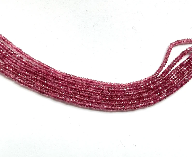 縮圖：Red Spinel Faceted Beads Gemstone Necklace