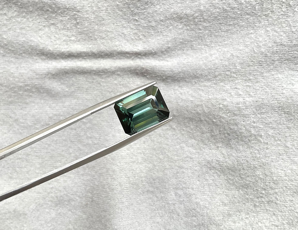 Miniatura: 7.77 carats green Tourmaline Octagon Top Quality cut stone Natural Gemstone