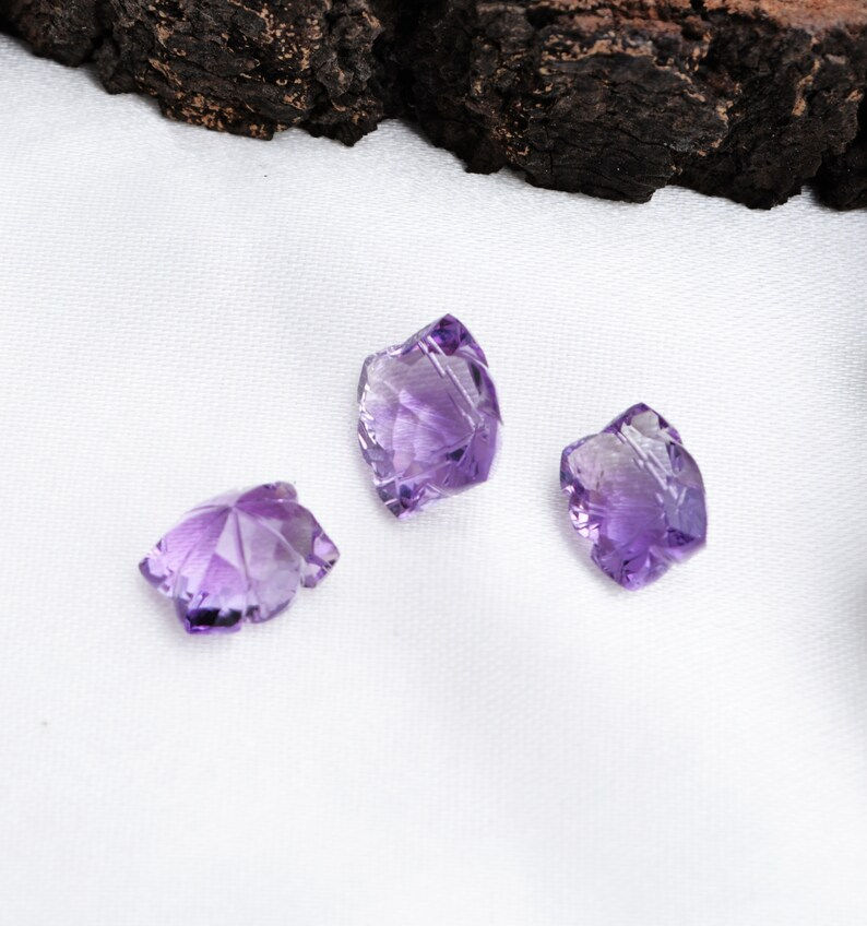 Miniatura: Natural Amethyst Carving Loose 3 Pieces Natural Gemstone