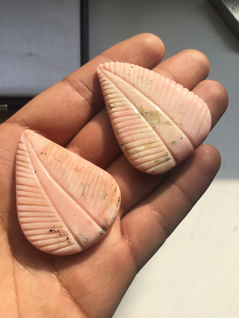 縮圖：Pink Opal Carved Leaf Pair Natural Loose Gemstone