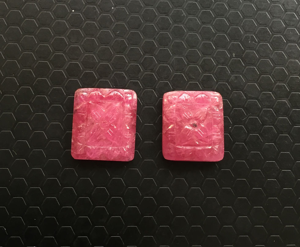 Thumbnail: Ruby Mozambique Ruby Carved Cushion Heated ruby carving natural ruby For Jewelry